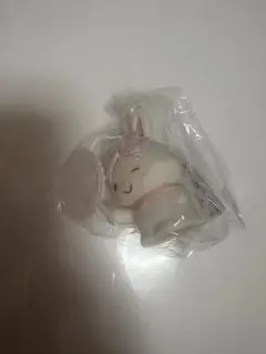 サンリオ シークレットクリップ付きマスコット メルちゃん — image 1