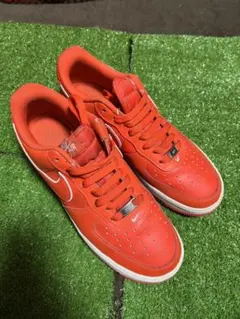 NIKE AIR FORCE 1 オレンジ スニーカー — image 1