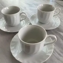 ホワイトカップ&ソーサー3個セット — image 1