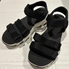 ♢美品♢Skechers（スケッチャーズ）Yoga Foam スポーツサンダル — image 1