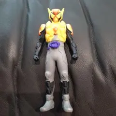 仮面ライダーヴラム　 ソフビ　フィギュア — image 1