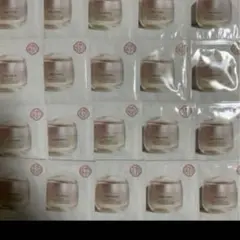 資生堂ベネフィアンスリンクルスムージングクリーム1.5g×20 — image 1