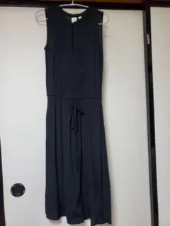 GAP ノースリーブワンピース　黒 — image 1