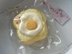 目玉焼き　トースト　ズララ　スクイーズ　zulala — image 1