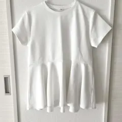 美品　coca エンボスカットソー — image 1
