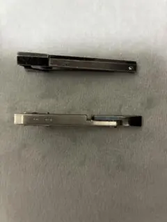 ニコルクラブ　コムサメン　ネクタイピン ロゴ刻印 — image 1