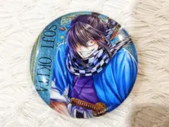 終末のワルキューレ　公式正規品　海外限定　原作絵　ホログラム缶バッジ　沖田総司 — image 1