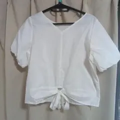 お値下げします。半袖ブラウスホワイトMサイズ — image 1