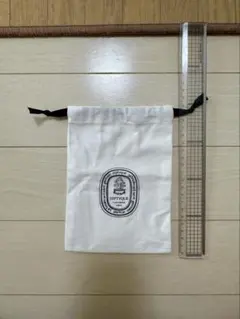 diptyque ロゴ入り 巾着袋 — image 1