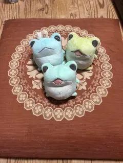 ただのかえるたち マスコットぬいぐるみ — image 1
