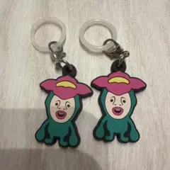 コビトづかん カクレモモジリ ラバーキーホルダー 2個セット — image 1