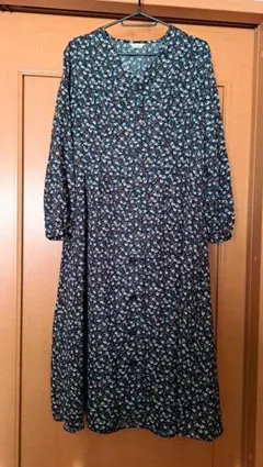 ワンピース 花柄 深緑 — image 1