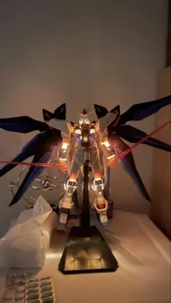 bandai 1/60 strike freedom gundam — image 1