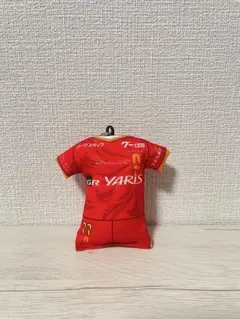 【廃盤】名古屋グランパス キャスパーユンカーユニフォーム型クッションキーホルダー — image 1