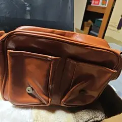 ブラウン フラップ付きショルダーバッグ — image 1