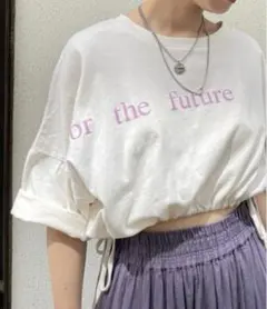 【美品】chico クロップドサイドリボンロゴTシャツ — image 1