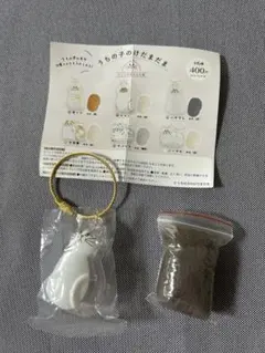 うちの子のけだまだま 猫 キーホルダー　ハチワレ　新品 — image 1