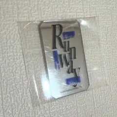 プラダを着た悪魔2 Runway ミラーシール — image 1