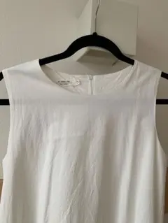 白ノースリーブワンピース — image 1