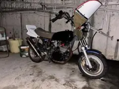One&Only ホワイト/レッド キャンバス — image 1