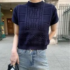 ネイビー 半袖ニットトップス — image 1