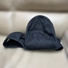 【美品】Lauce ヒップシート ブラック 抱っこ紐 — image 1