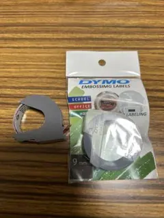 DYMO 詰め替え用エンボシングテープ 9mm ブラック レッドおまけ付き — image 1
