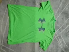 Under Armour Tシャツ YXL グリーン — image 1