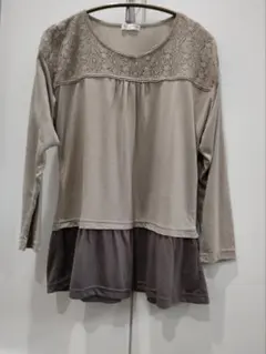 ベージュ 長袖チュニックカットソー　レース — image 1