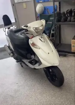 SUZUKI アドレスV125 ホワイト 本体 — image 1