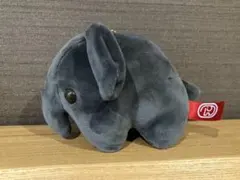 ドムドムハンバーガー タイトーくじ C賞 マスコット ぬいぐるみ　黒ゴマ — image 1