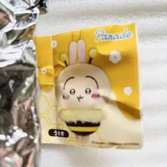 【新品未使用】セブンイレブン限定　ちいかわ ハチさんぬいぐるみ うさぎ — image 1