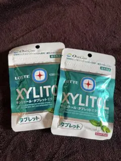 Yさま専用 LOTTE XYLITOL タブレット クリアミント 2袋セット — image 1