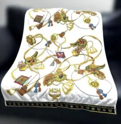 MCM チェーン柄 大判 バスタオル — image 1
