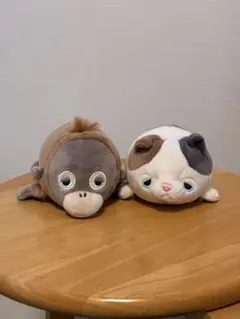 オランウータンと三毛猫のぬいぐるみ 2点セット　(LIV HEART) 【美品】 — image 1