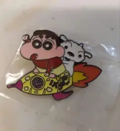 クレヨンしんちゃん ピンバッジ — image 1