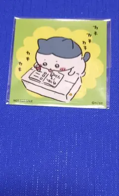 ちいかわノベルティステッカー【ハチワレ】 — image 1