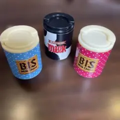 【美品】チロルチョコ コインホルダー 3種セット　キーホルダー — image 1