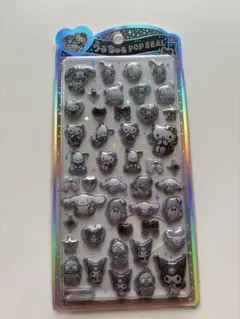 新作　サンリオ うるちゅる POP SEAL ステッカー 白黒 — image 1