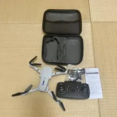 【翌日発送】折りたたみ式ドローン 本体 専用ケース付き【即購入可】 — image 1