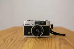 KONICA C35 フィルムカメラ 本体 — image 1