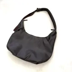 GU コクーンショルダーバッグ 37 BROWN — image 1