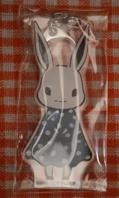 ＋この子は邪悪＋　窪 花　アクリルキーホルダー — image 1