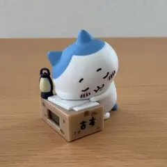 ダンボールウォッチ　ハチワレ(いねむり) — image 1