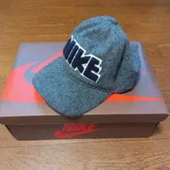 NIKE ゴツナイキウール素材 キャップ グレー — image 1
