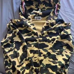 A BATHING APE シャークパーカー カモフラ柄 L — image 1