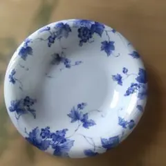 たち吉 Adam & Eve 皿 ぶどう柄 陶磁器 電子レンジ使用可 — image 1