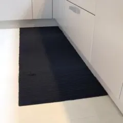 チルウィッチ キッチンマット 183×61cm スキニーストライプ ネイビー — image 1