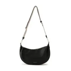 新品未使用！MACARONICSTYLEショルダーバッグ ブラック 三日月型 — image 1