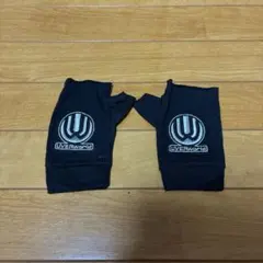 UVERworld 指ぬきグローブ — image 1